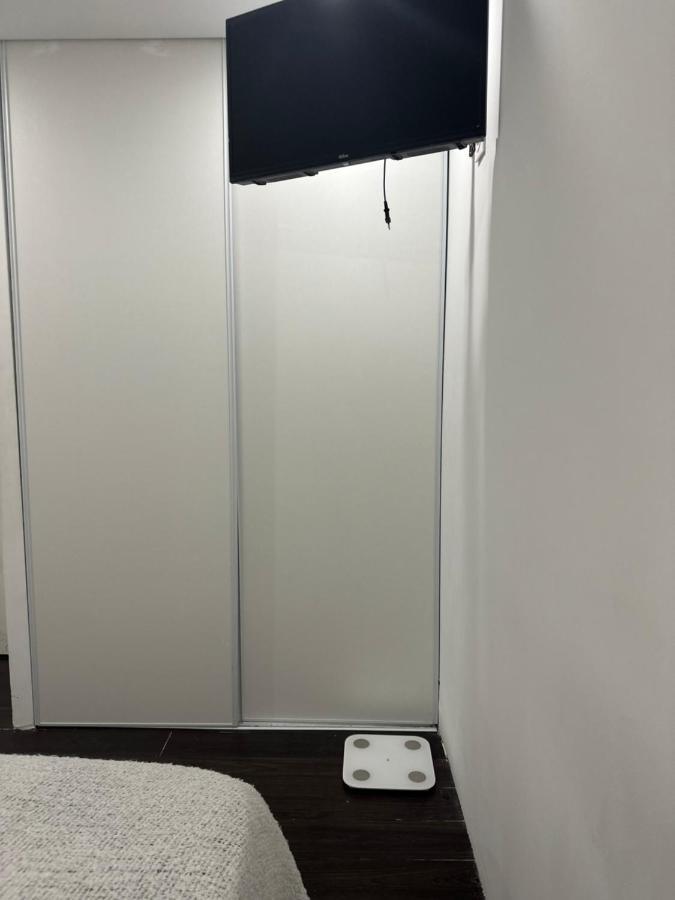 Location De Chambre Privee Dans Residence Prive, Jardins Et Parking Gratuit 1 Min To Tramway Et 9 Min De Centre-Ville, Accessibilite A Plusieurs Transports 尼斯 外观 照片